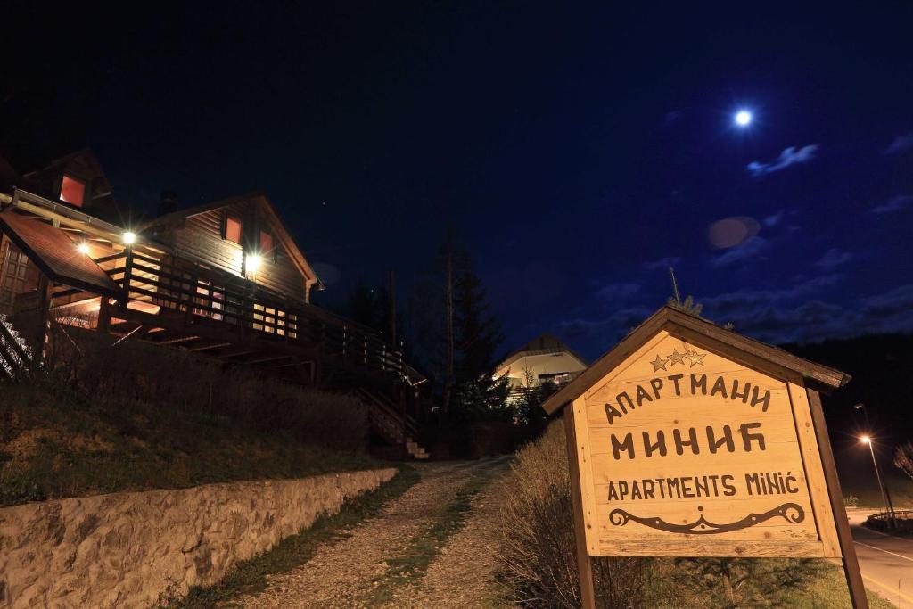 Art Apartments Minic Kolasin Exterior photo